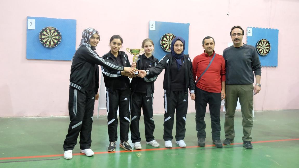 Kızlarımız Okul Sporları Dart Yarışmalarında Erzurum Şampiyonu